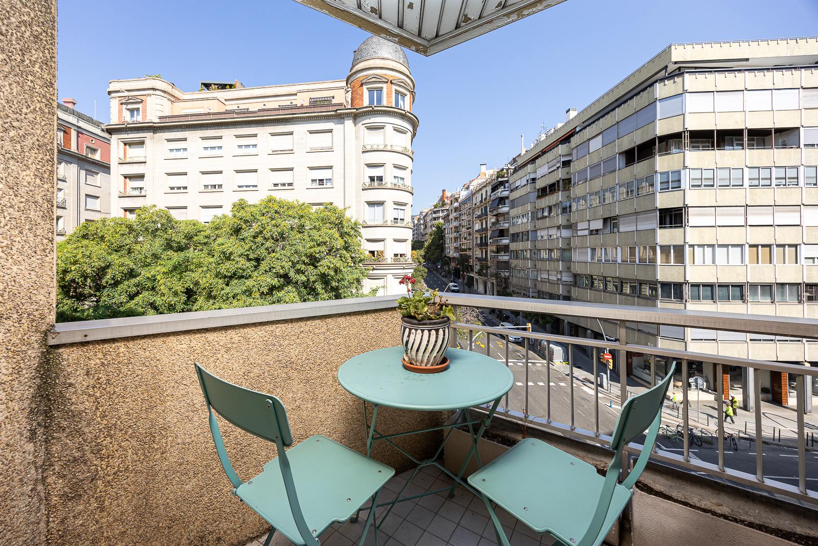living - 178m² apartment with 8m² terrace for sale in Sant Gervasi - Galvany - gallery thumbnail - 10