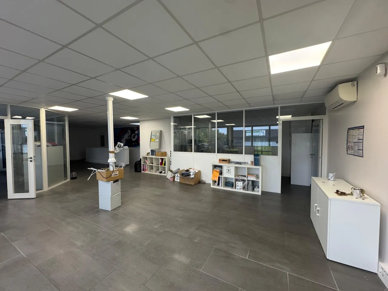 logistics - Activités / Bureaux À Vendre - gallery - 7