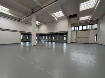 logistics - Activités / Bureaux À Louer - featured