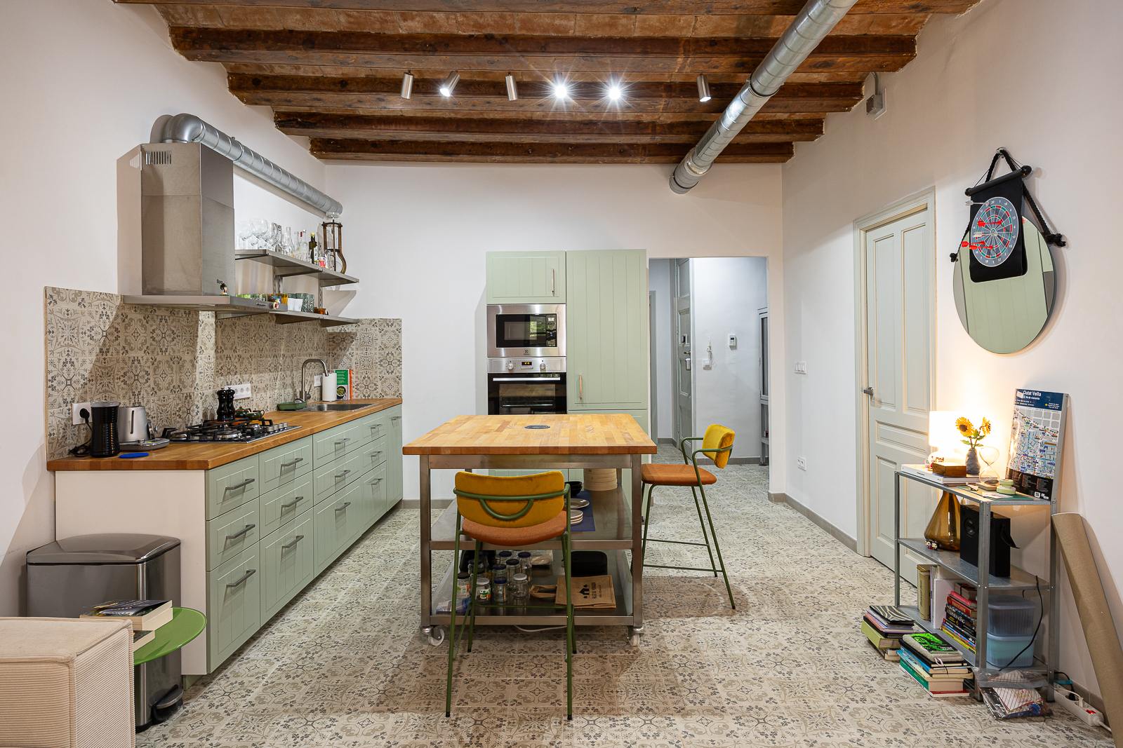 living - 56m² apartment for sale in El Raval, Barcelona - gallery thumbnail - 4