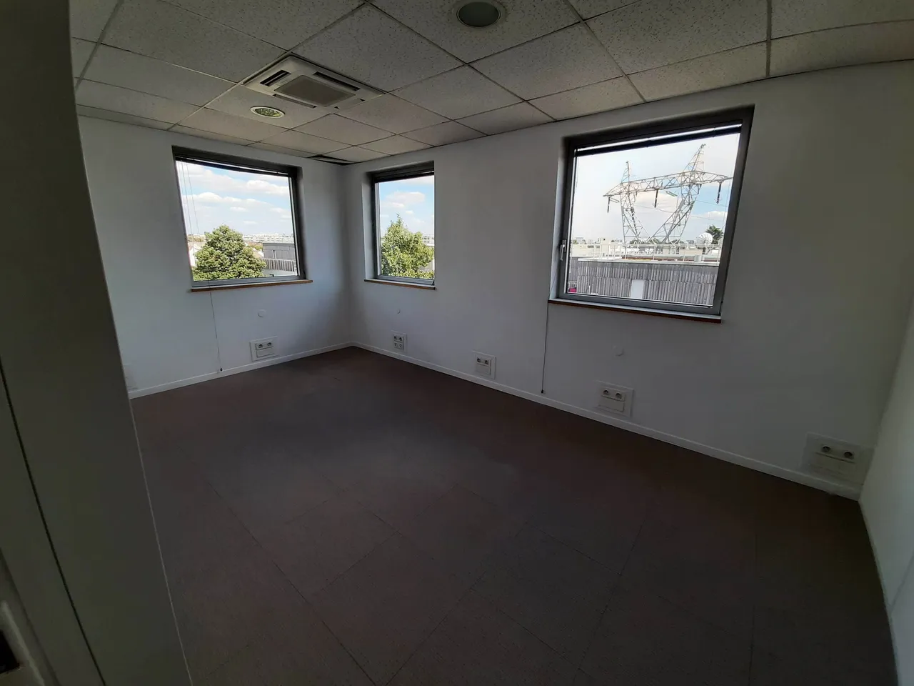 logistics - Activity Facility For Rent - gallery - 10