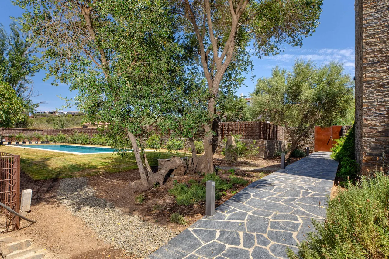 living - 393m² house / villa with 850m² garden for sale in Cadaqués - gallery - 3