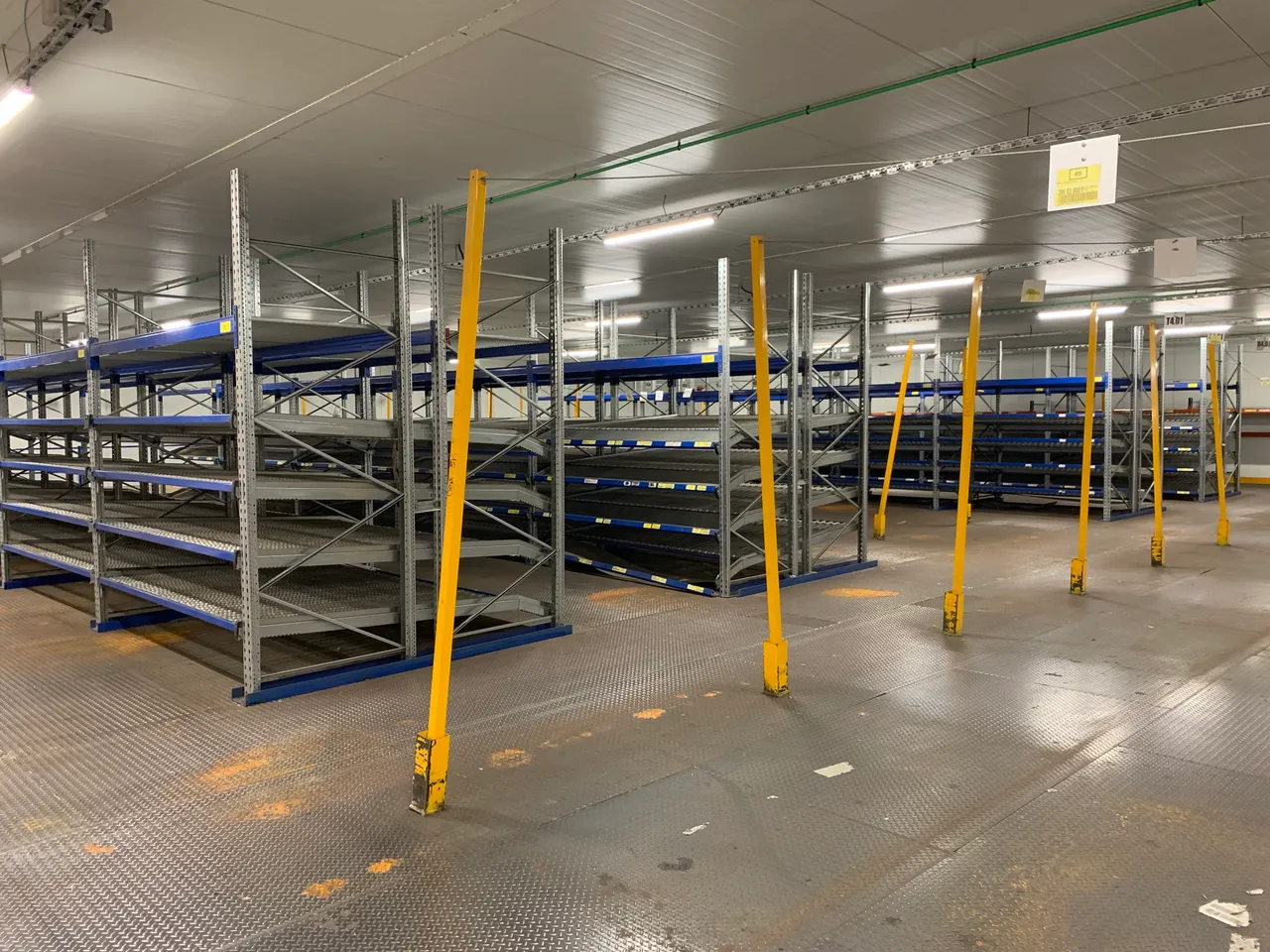 logistics - Light Industrial Premises / Offices For Rent - gallery - 5