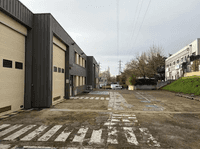 logistics - Activités / Bureaux À Louer - gallery thumbnail - 4