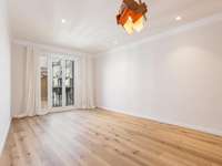 living - Piso de 90m² en venta en Eixample Derecho, Barcelona - gallery thumbnail - 2