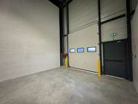 logistics - Activités / Bureaux À Louer - gallery thumbnail - 4