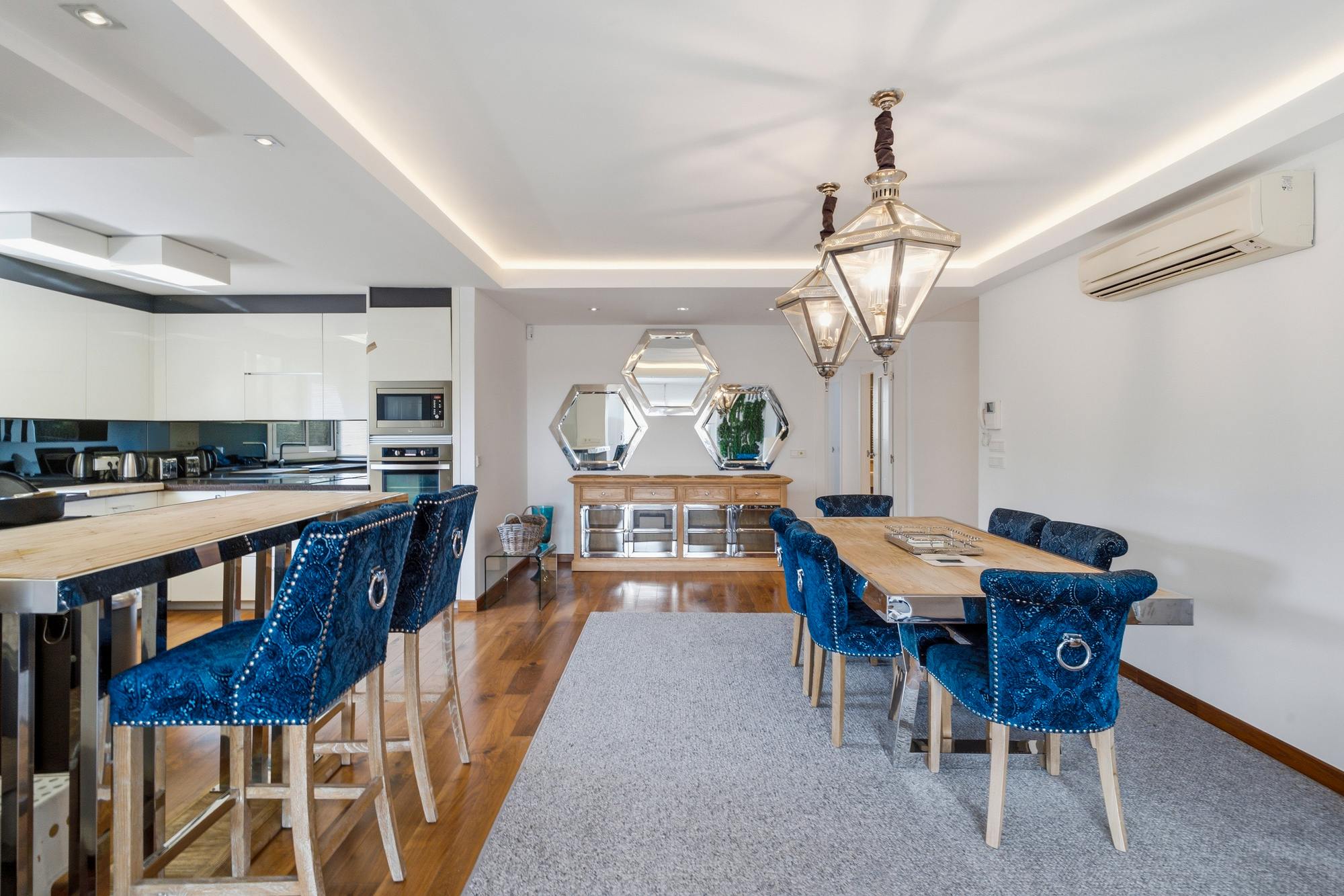 living - 159m² penthouse with 70m² terrace for rent in Palma de Mallorca - gallery - 9