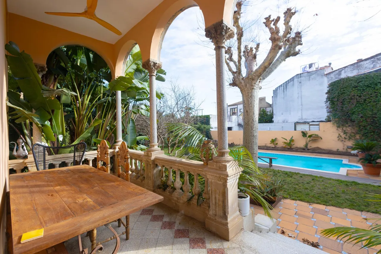 living - 237m² house / villa for sale in Argentona, Barcelona - gallery - 4