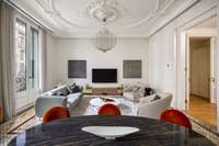 living - 170m² apartment with 9m² terrace for sale in Eixample Right - gallery thumbnail - 3