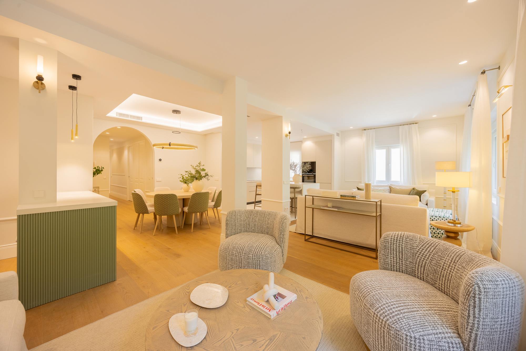 living - 213m² apartment for sale in Recoletos, Madrid - gallery thumbnail - 6
