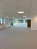 logistics - Light Industrial Premises / Offices For Rent - gallery thumbnail - 9