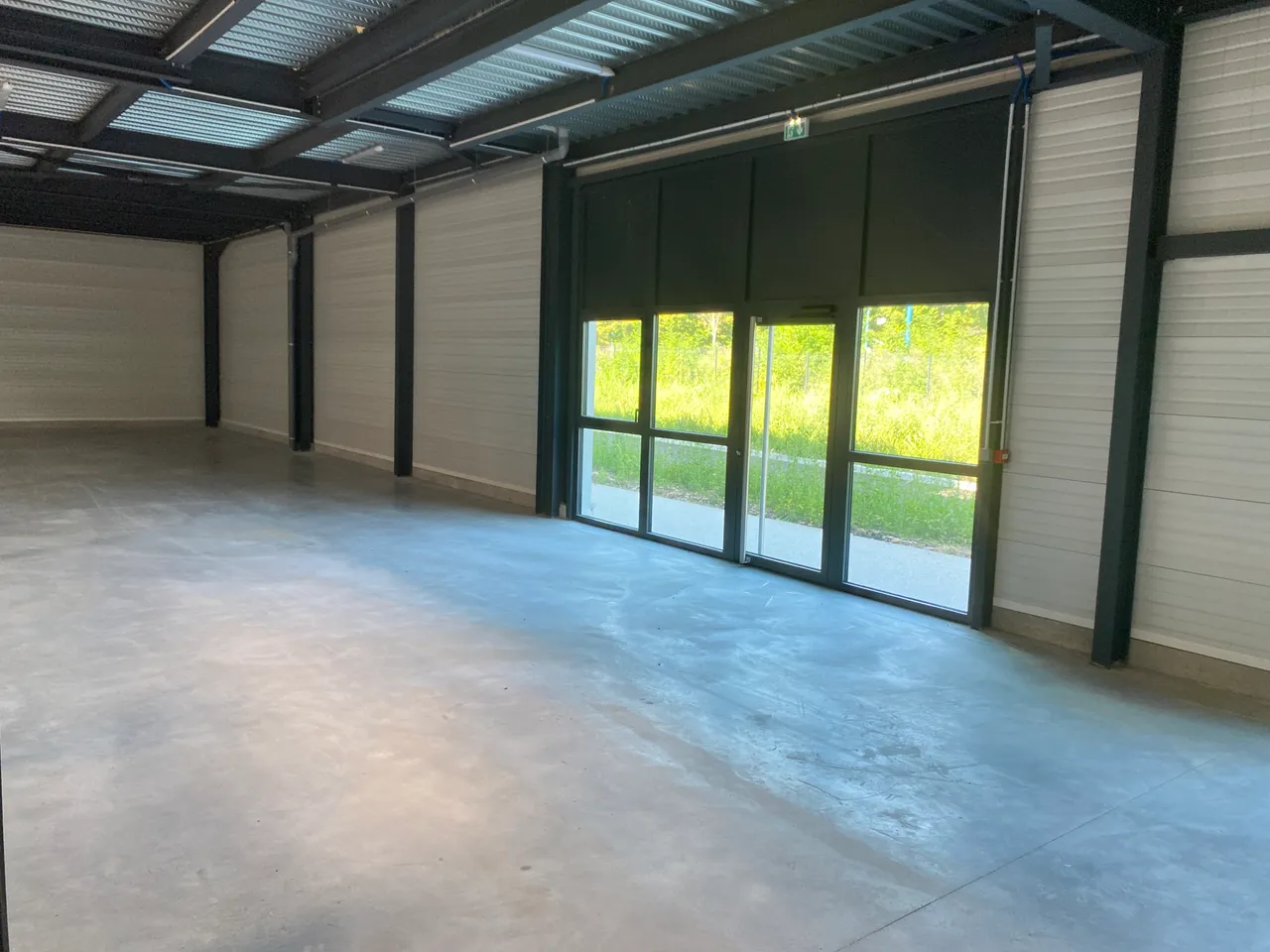 logistics - Light Industrial Premises / Offices For Rent - gallery - 6