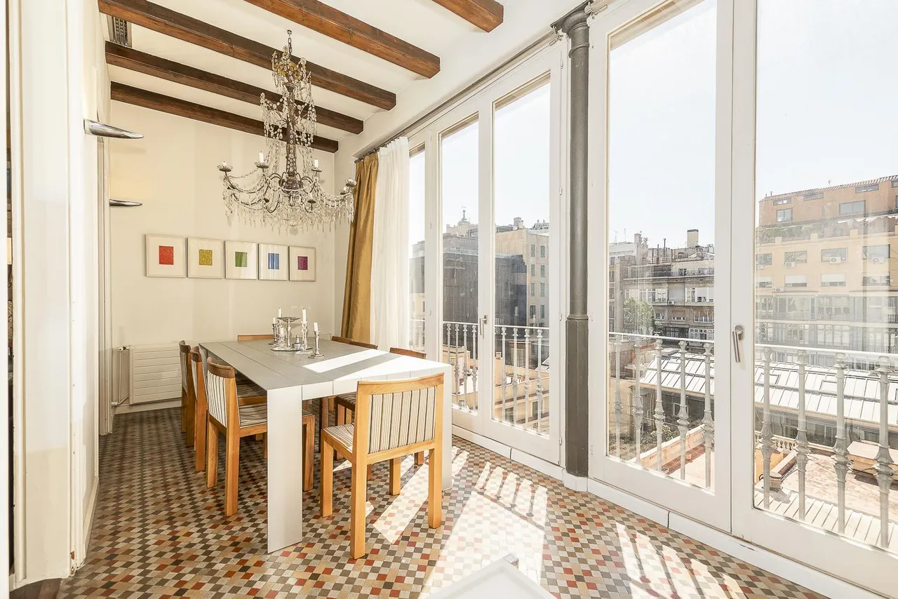 living - 168m² apartment for sale in Eixample Left, Barcelona - gallery - 3