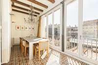 living - Piso de 168m² en venta en Eixample Izquierdo, Barcelona - gallery thumbnail - 3