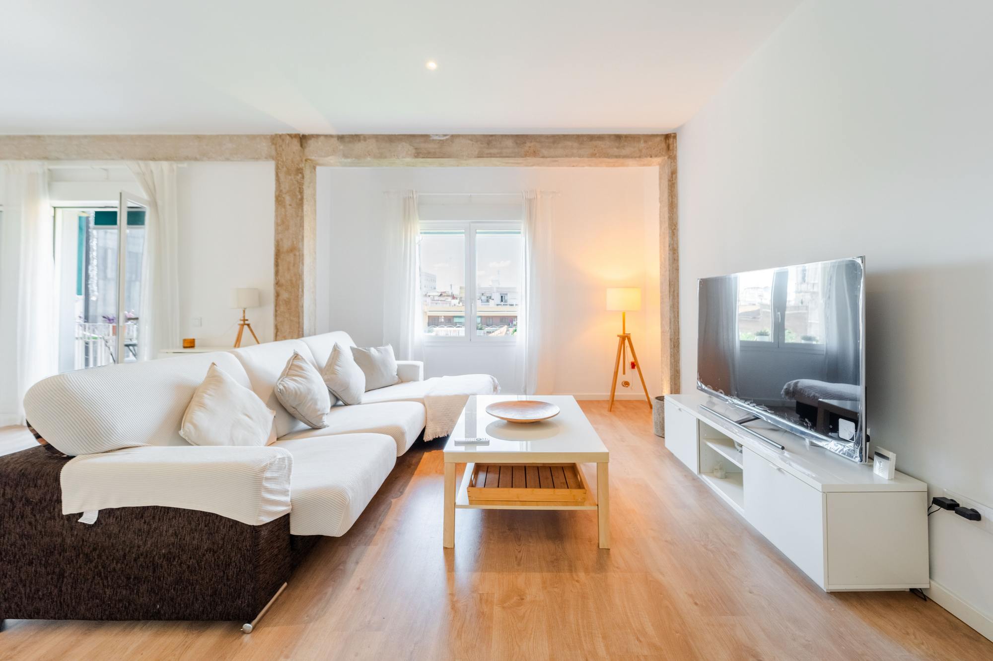 living - 101m² apartment for rent in Playa Malvarrosa/Cabanyal - gallery thumbnail - 1