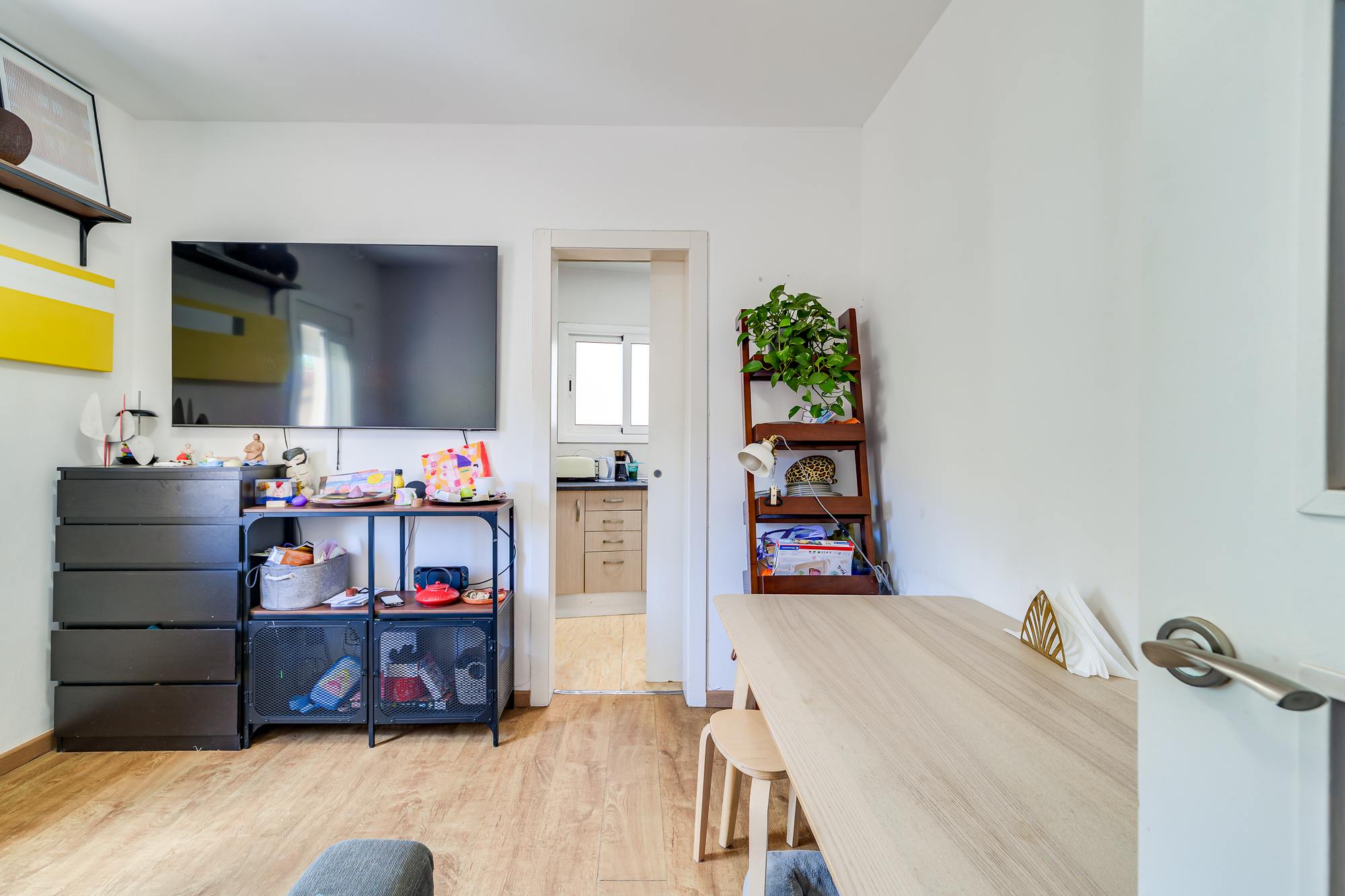 living - 62m² apartment for sale in Gràcia, Barcelona - gallery - 8