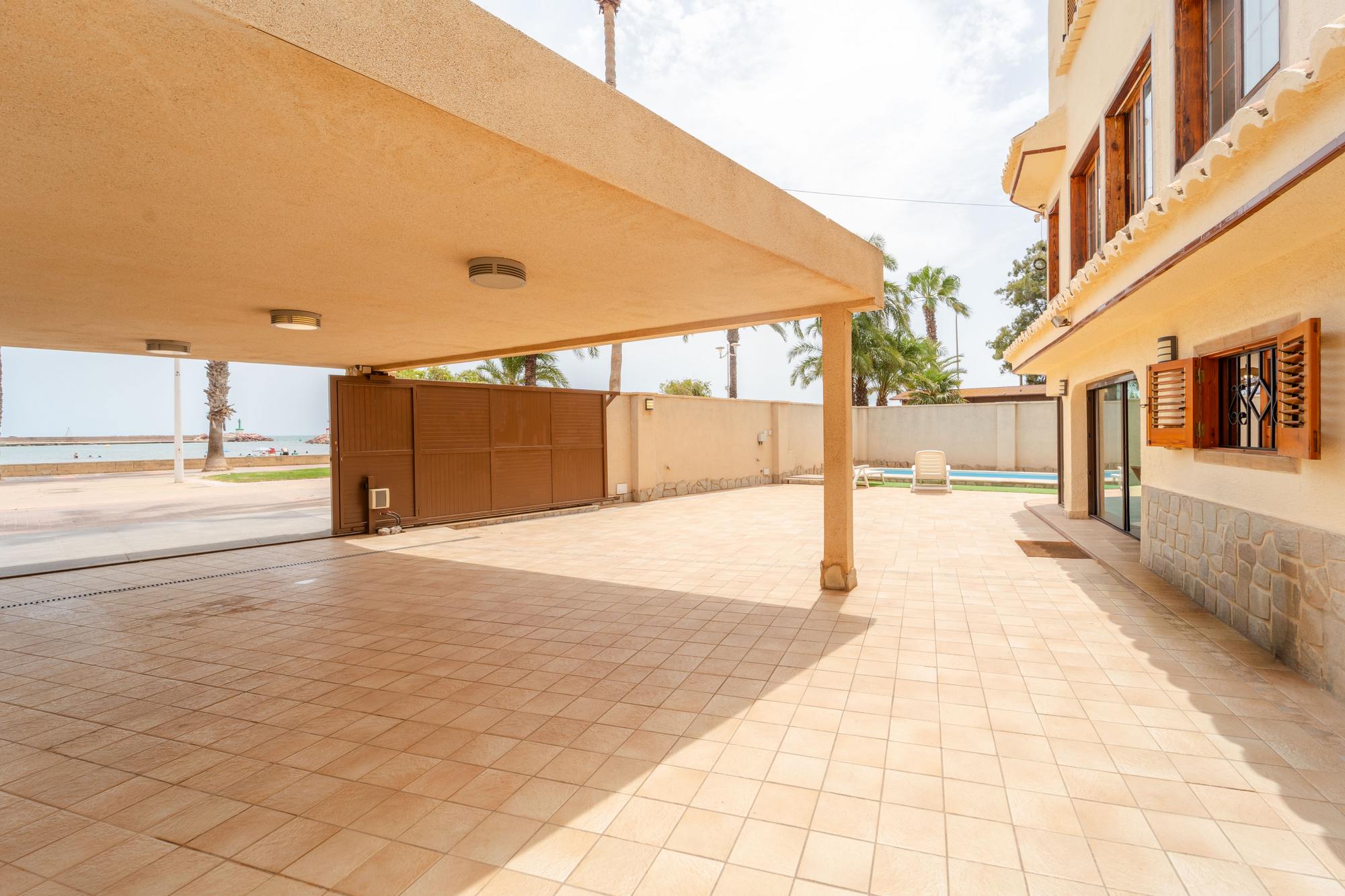 living - Luxury beachfront property for rent in Pobla de Farnals - gallery - 10