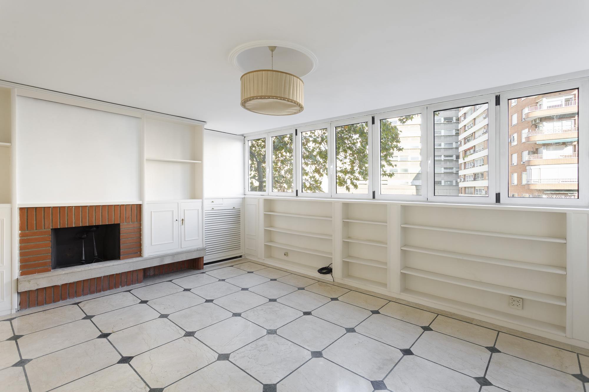 living - 287m² apartment for rent in Guindalera, Madrid - gallery - 4