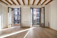 living - Piso de 137m² con 6m² terraza en venta en Eixample Derecho - gallery thumbnail - 7