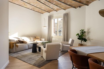 living - Piso de 231m² con 9m² terraza en venta en Eixample Derecho - featured