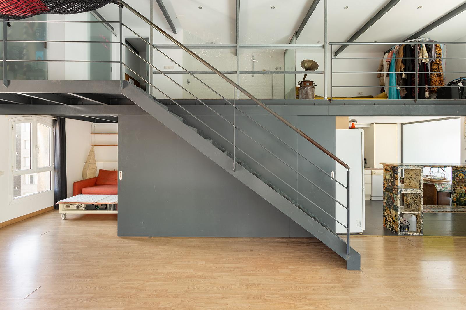 living - Piso de 96m² en venta en Poblenou, Barcelona - gallery thumbnail - 4