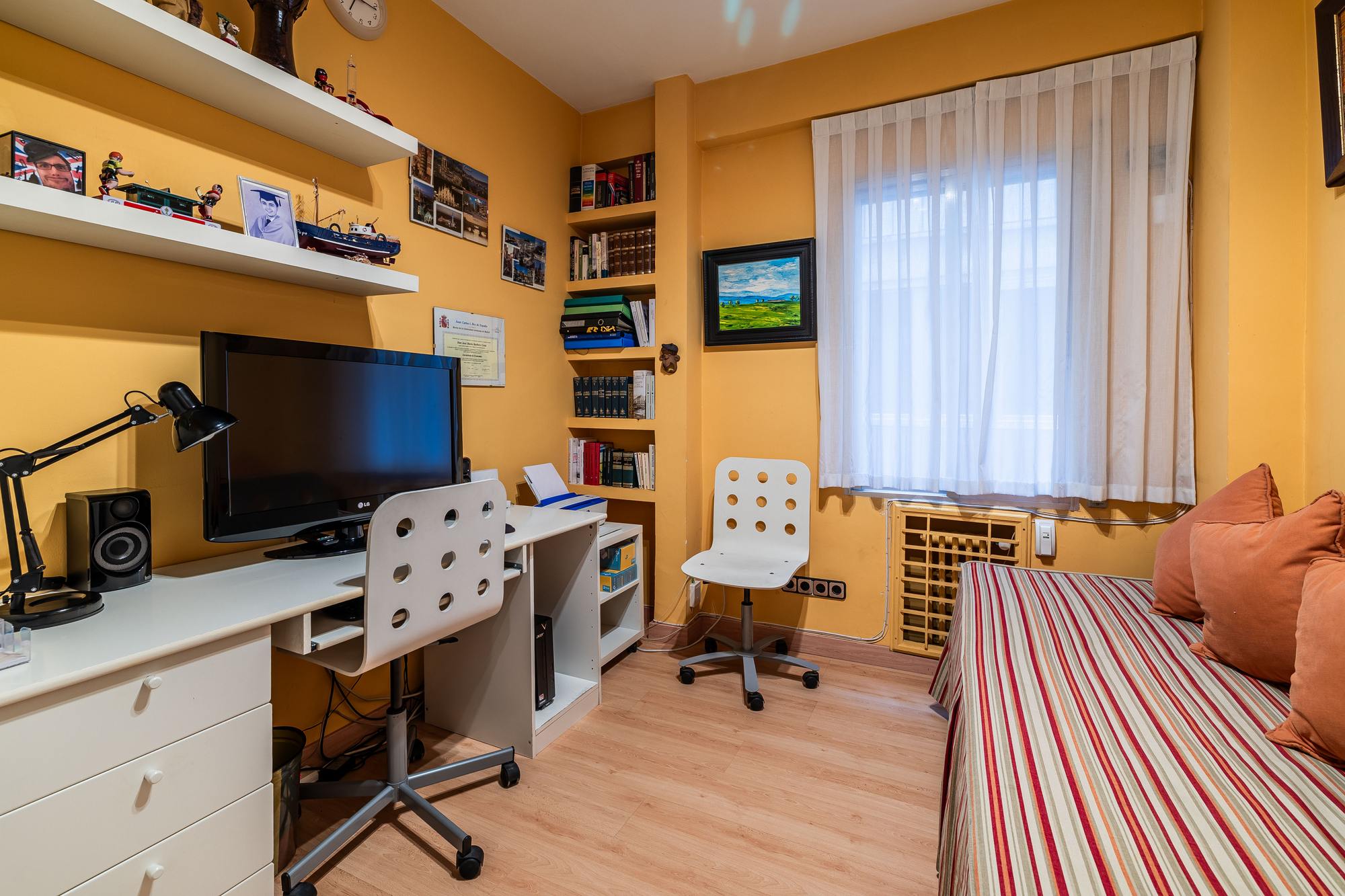 living - 149m² apartment for sale in Ríos Rosas, Madrid - gallery - 9