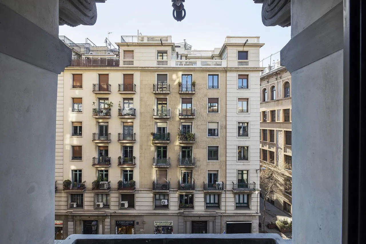 living - 90m² apartment for rent in El Born, Barcelona - gallery - 9