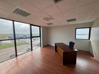 logistics - Entrepôt Logistique À Vendre - gallery thumbnail - 10