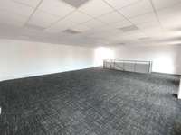 logistics - Activités / Bureaux À Louer - gallery thumbnail - 10