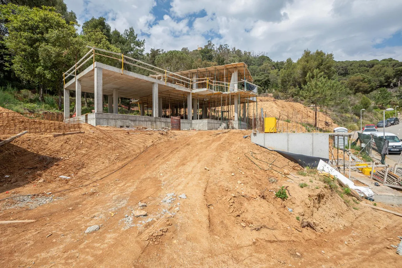 living - 260m² house / villa for sale in Blanes, Costa Brava - gallery - 4