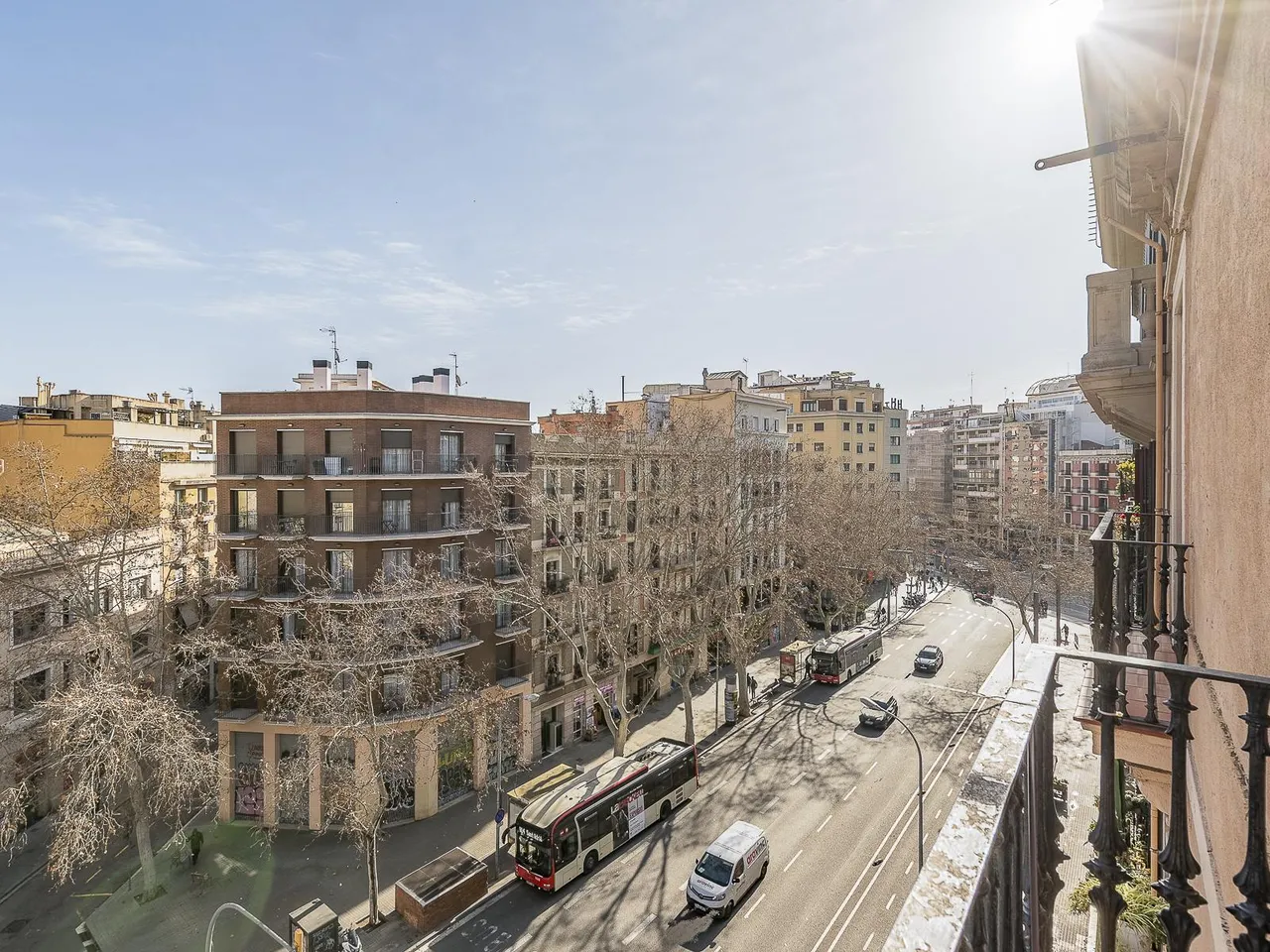 living - Piso de 80m² en venta en Eixample Izquierdo, Barcelona - gallery - 9