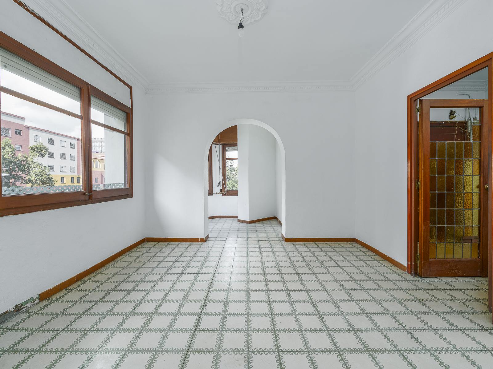 living - 105m² apartment for sale in Eixample Right, Barcelona - gallery thumbnail - 3