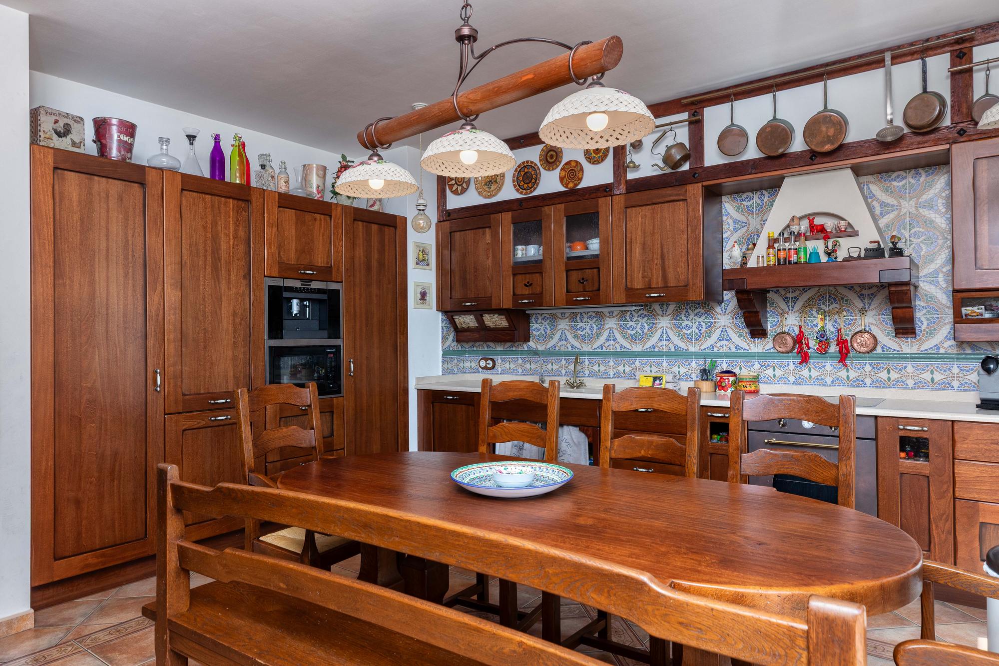 living - Casa / villa de 584m² en venta en Empuriabrava, Costa Brava - gallery thumbnail - 10