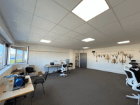 logistics - Light Industrial Premises / Offices For Rent - gallery thumbnail - 6