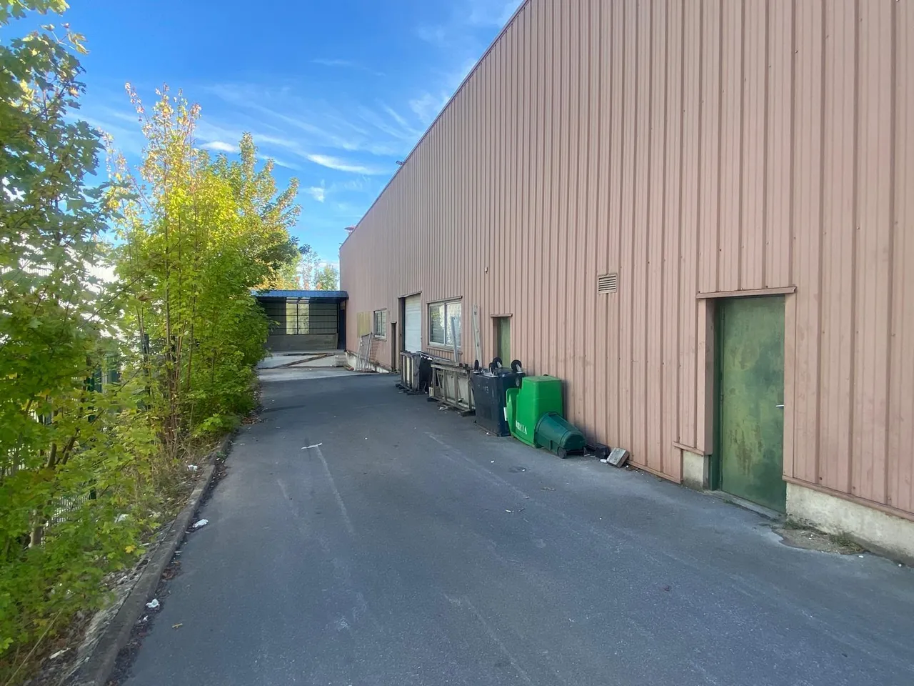logistics - Warehouse For Rent - gallery - 3