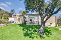 living - 391m² house / villa for sale in Santo Domingo, Madrid - gallery thumbnail - 1