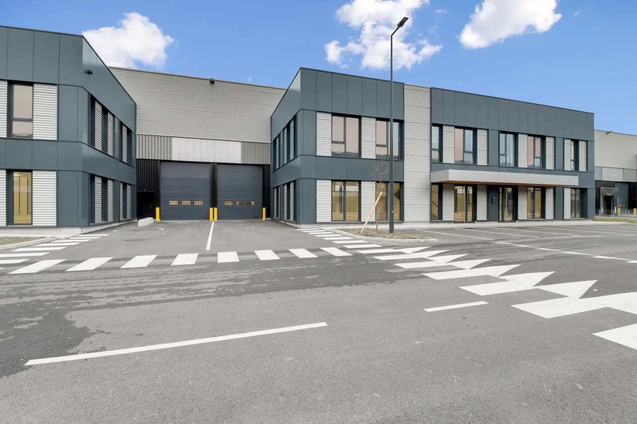 logistics - Light Industrial Premises / Offices For Rent - gallery - 6