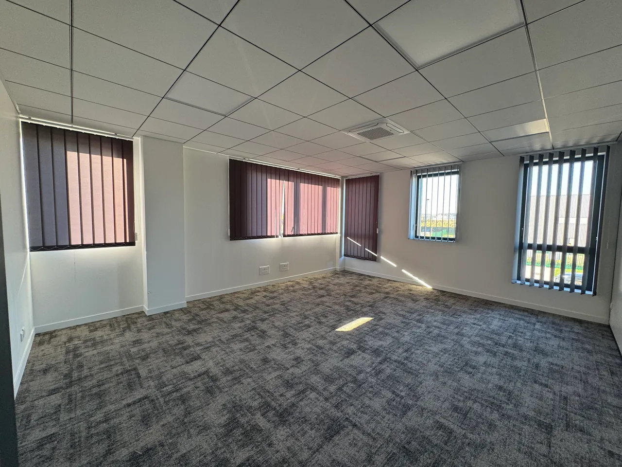 office - Offices For Rent - gallery - 8