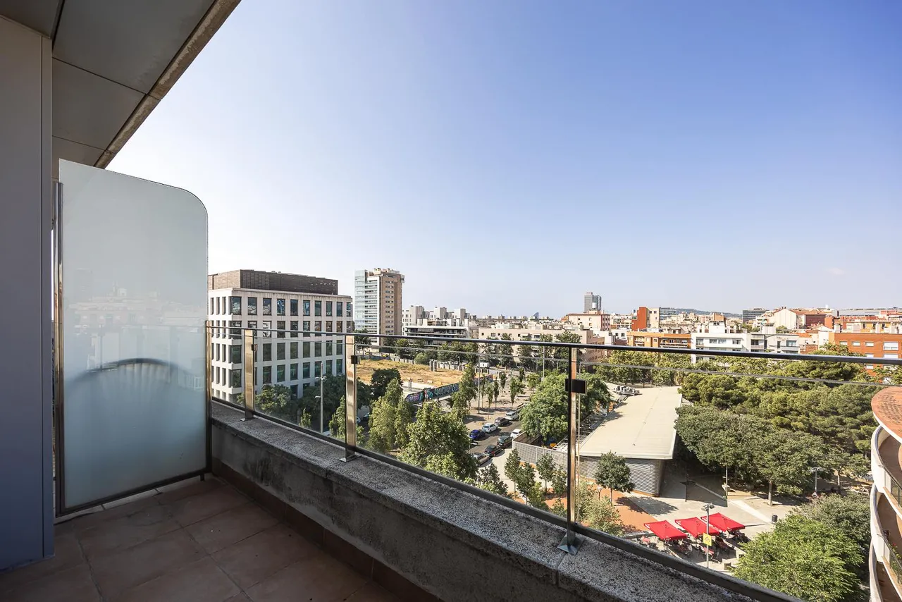 living - Ático de 101m² en venta en Poblenou, Barcelona - gallery - 2