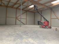 logistics - Light Industrial Premises / Offices For Rent - For Sale - gallery thumbnail - 5