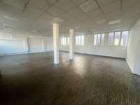 office - Bureaux À Louer - gallery thumbnail - 2