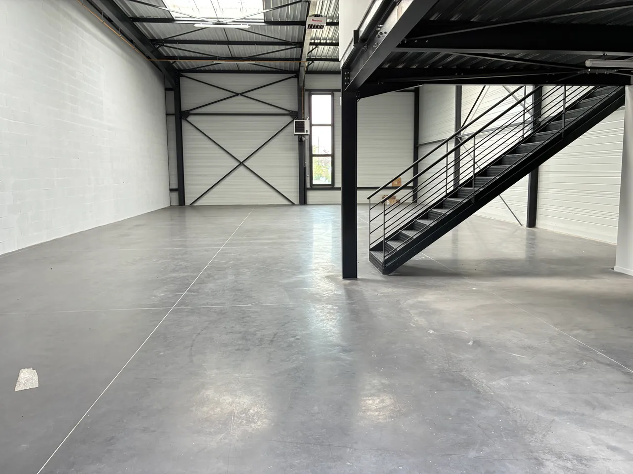 logistics - Activités / Bureaux À Louer - gallery - 5