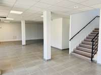logistics - Activités / Bureaux À Louer - gallery thumbnail - 3