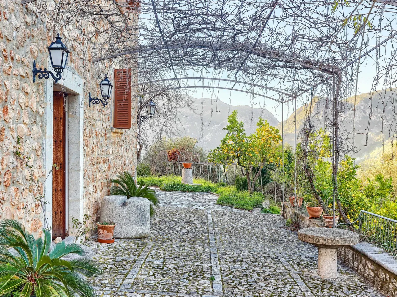 living - Casa rural de 621m² en venta en Sóller, Islas Baleares - gallery - 6