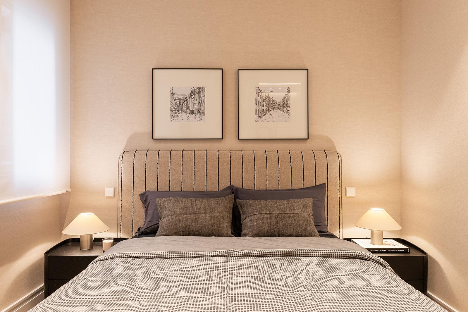 living - Piso de 234m² en venta en Almagro, Madrid - gallery thumbnail - 7