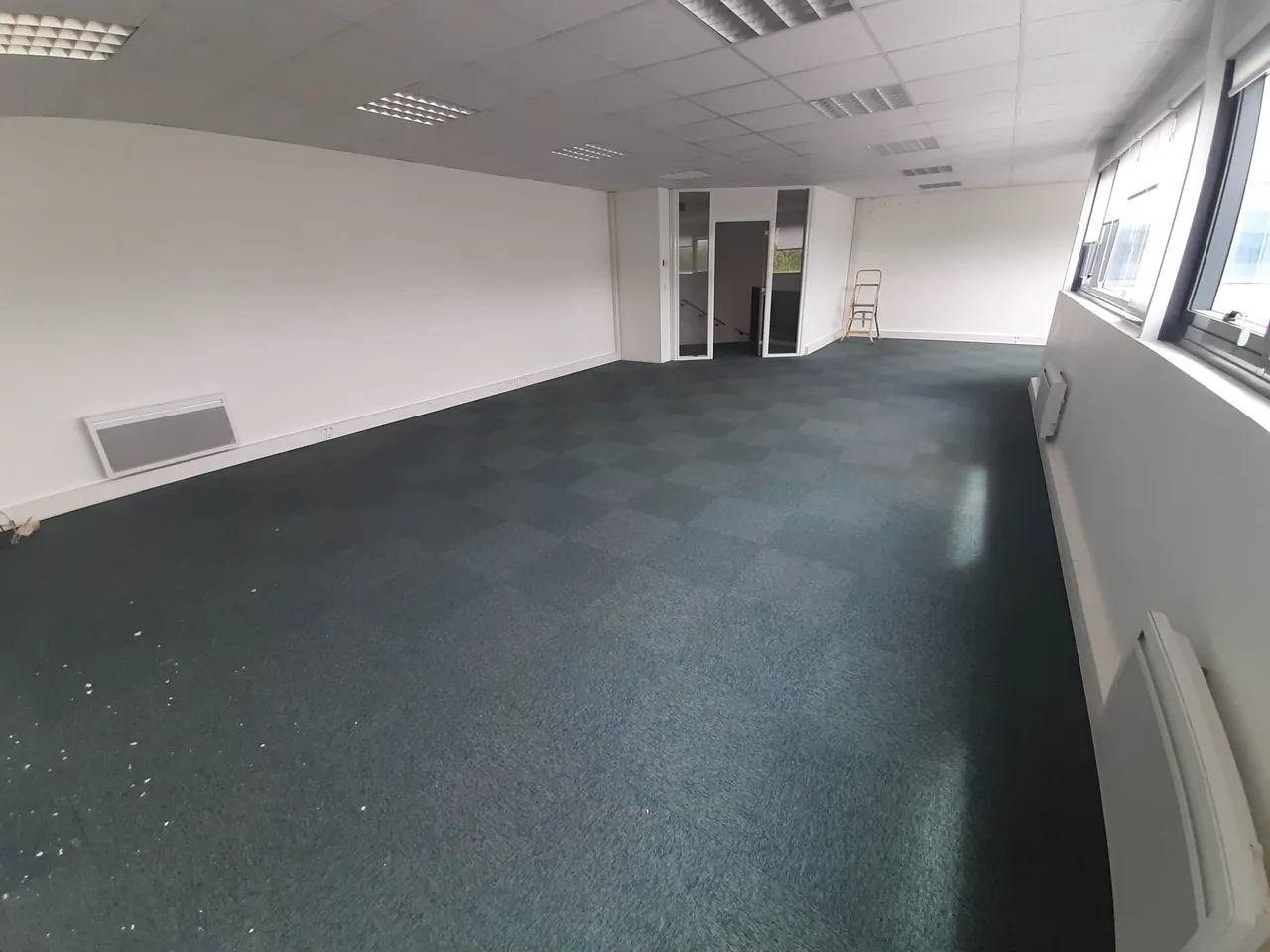 logistics - Activités / Bureaux À Louer - gallery - 7