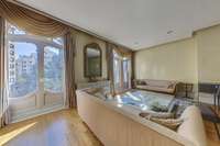 living - Piso de 398m² con 30m² terraza en venta en El Pla del Remei - gallery thumbnail - 5