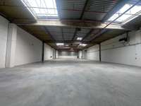 logistics - Activités / Bureaux À Louer - gallery thumbnail - 3