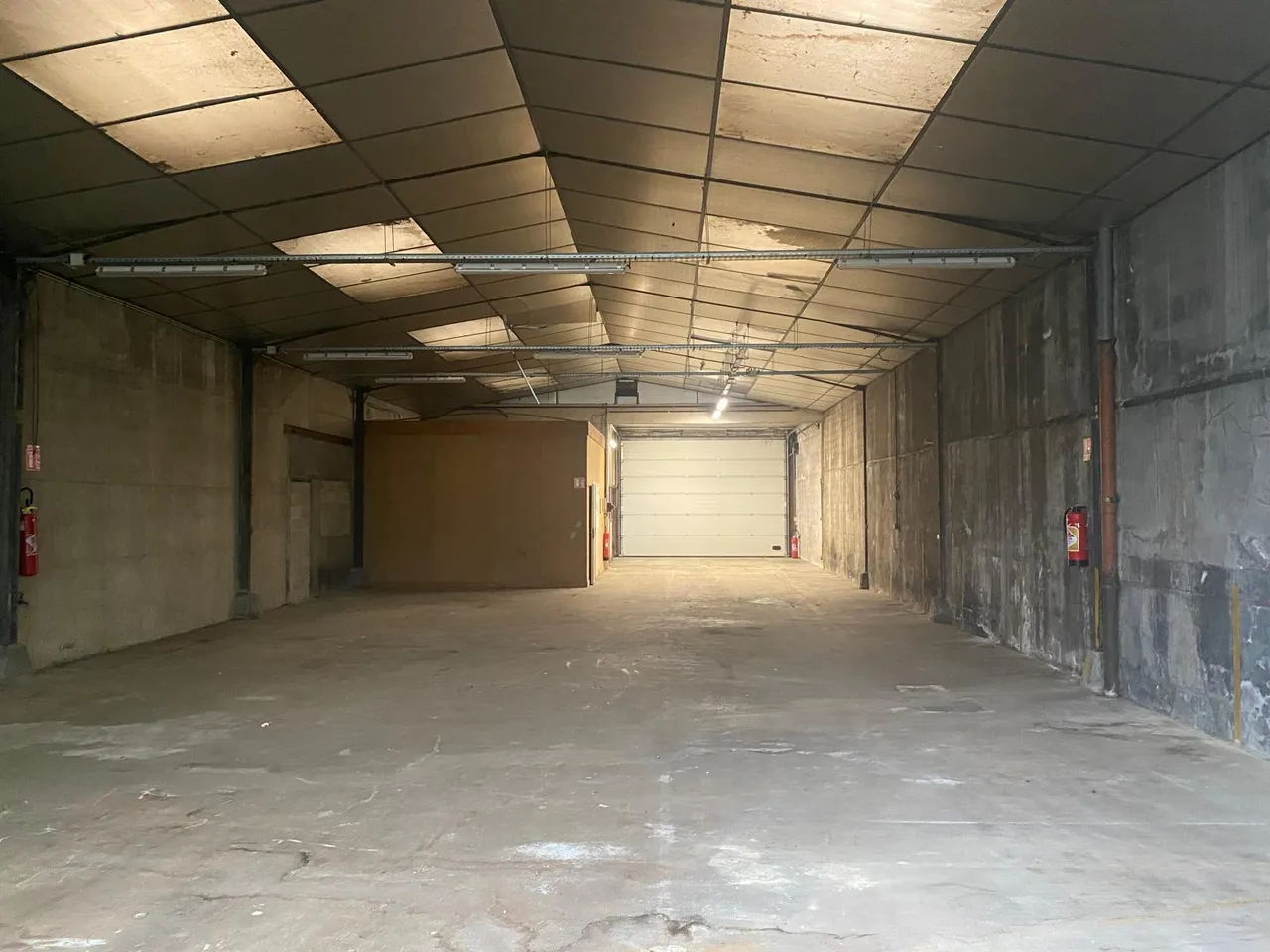 logistics - Light Industrial Premises / Offices For Rent - For Sale - gallery - 5