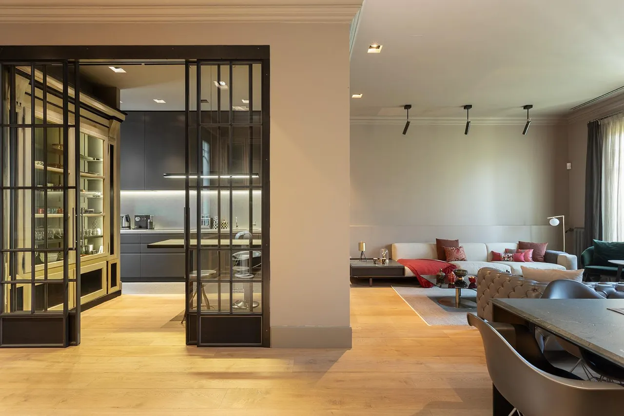 living - Piso de 210m² en venta en Eixample Derecho, Barcelona - gallery - 8